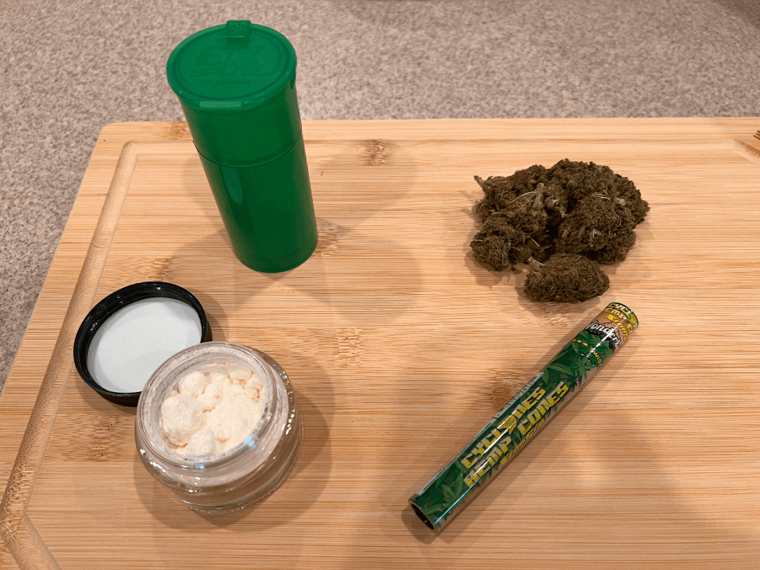 learn how to roll blunts with THCA crystals